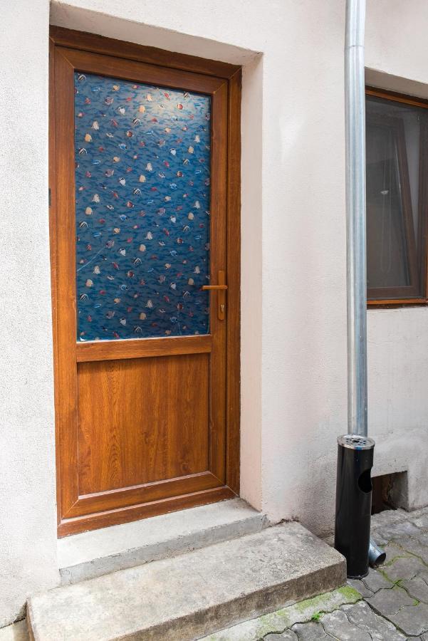Center Walking Apartment And Room Bucharest Exterior photo